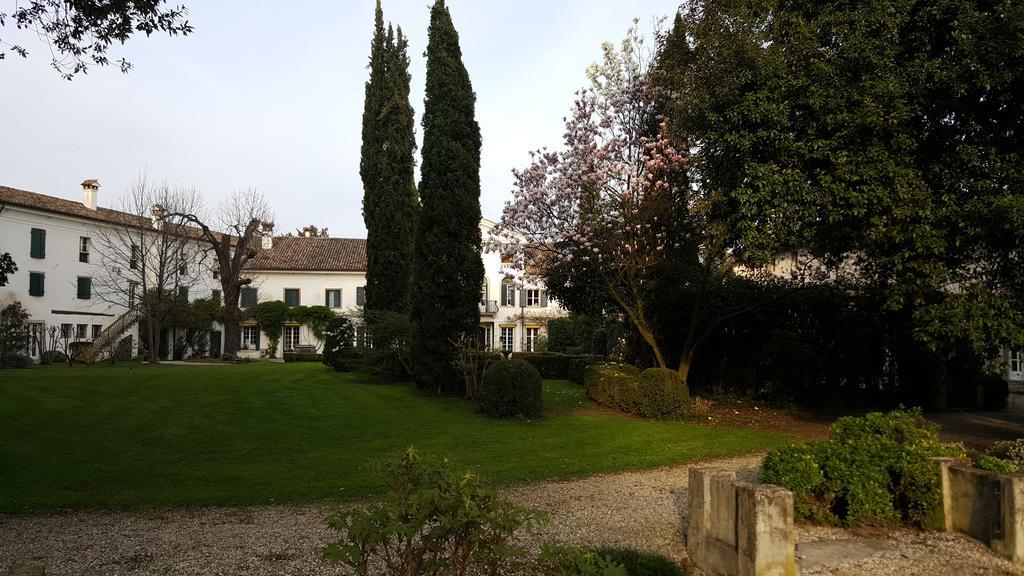 Villa Di Tissano Eksteriør billede