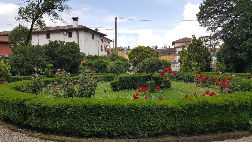 Villa Di Tissano Eksteriør billede